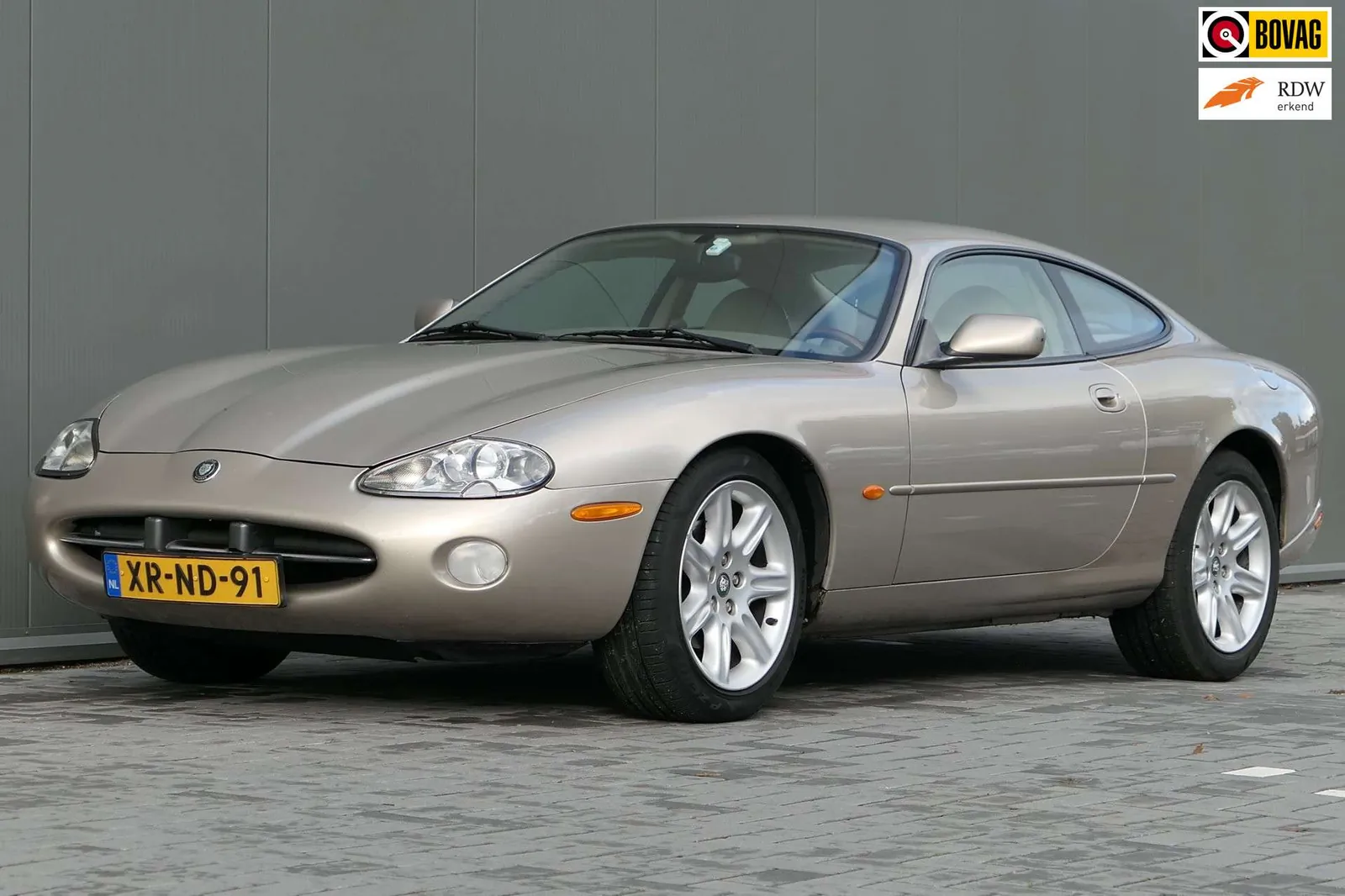 Jaguar Xk8