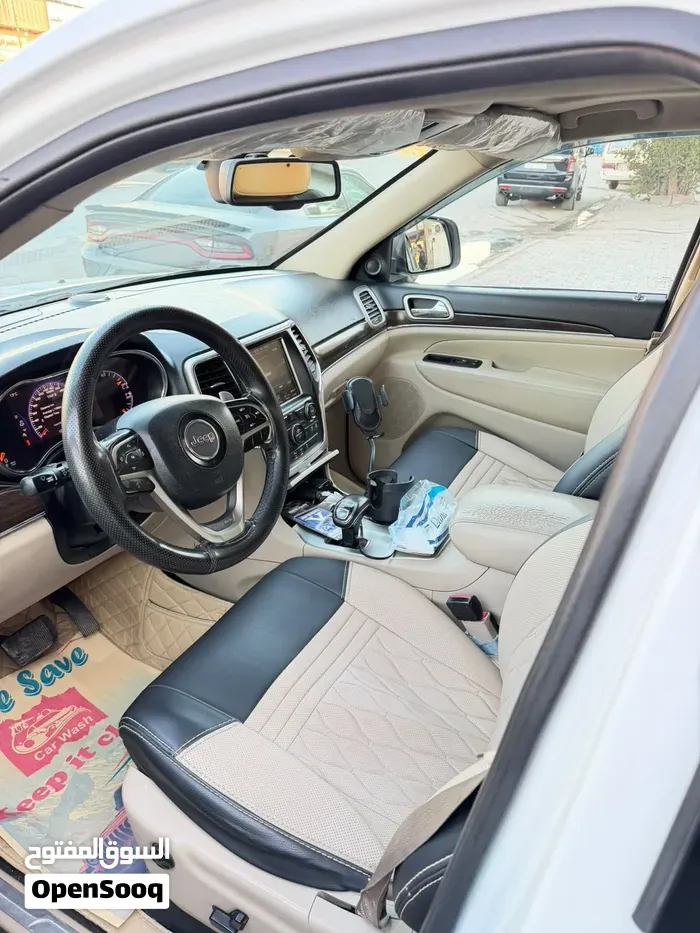 Jeep Grand Cherokee 2014 photo 3