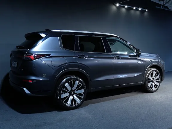 Mitsubishi Outlander 2026 photo 3