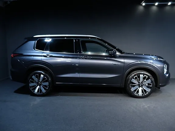 Mitsubishi Outlander 2026 photo 2