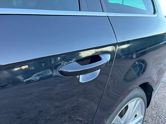 Volkswagen Passat 2012 photo 5