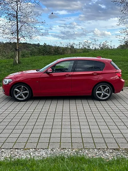 BMW 118I 2011 photo 3