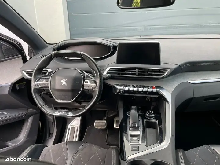 Peugeot 5008 2017 photo 4