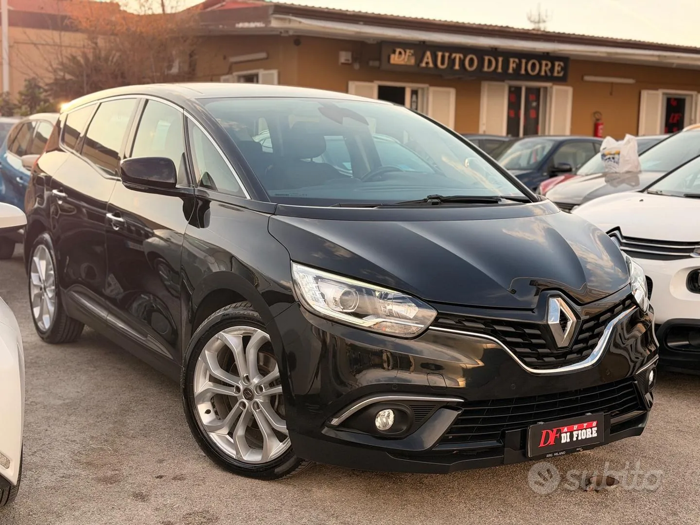 Renault Grand Scenic 2019 photo 4