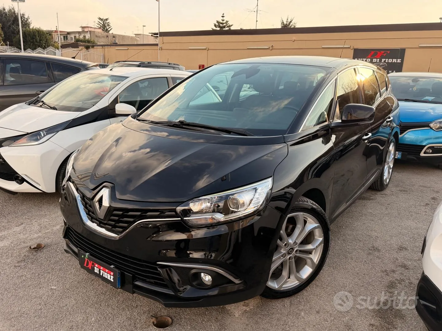 Renault Grand Scenic 2019 photo 2