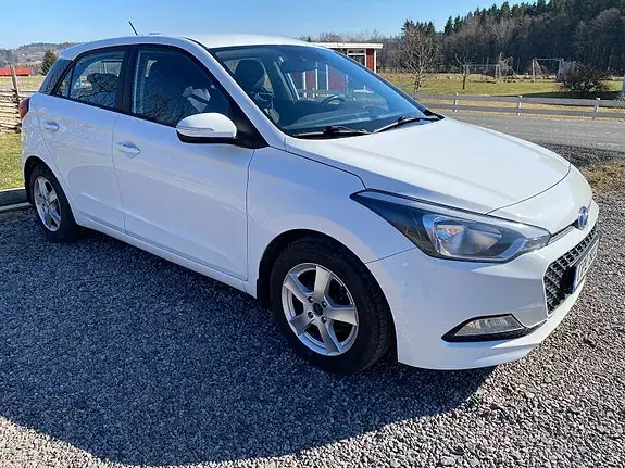Hyundai I20 2016 photo 2