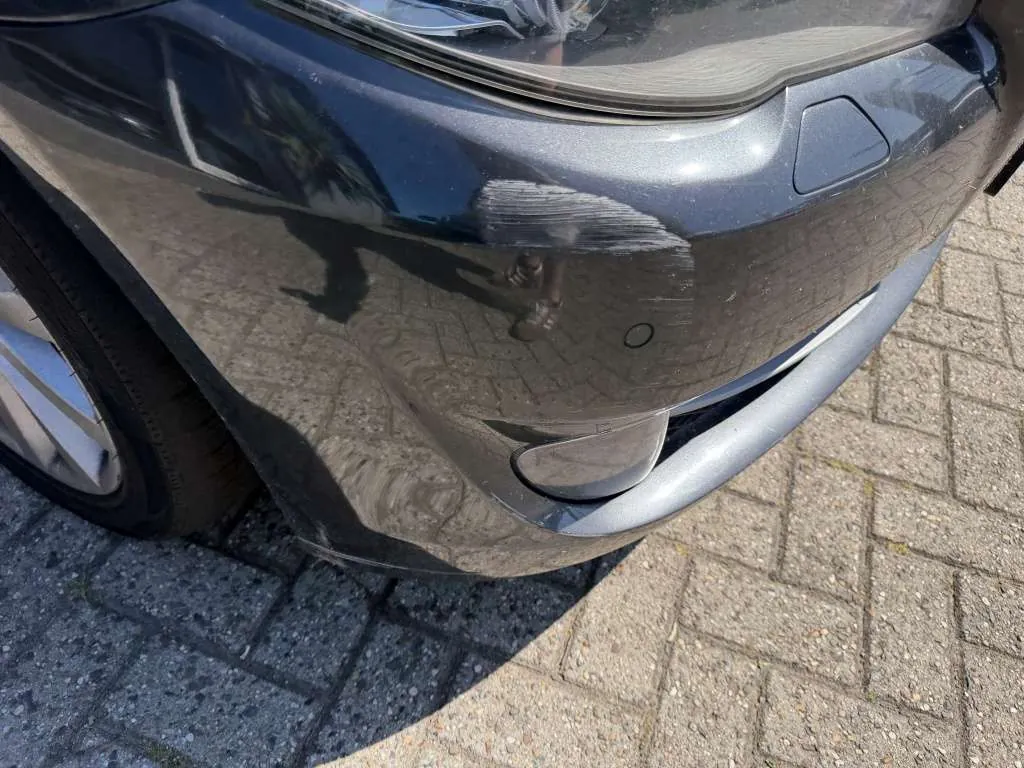 BMW 5 Series 2011 photo 3
