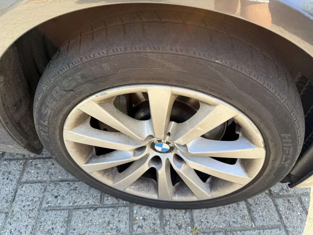 BMW 5 Series 2011 photo 4