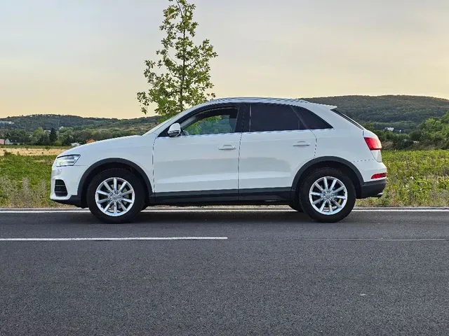 Audi Q3 2018 photo 3
