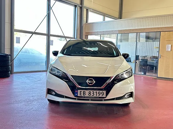 Nissan Leaf 2020 photo 2