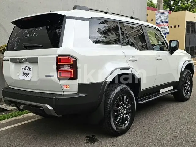 Toyota Land Cruiser 2026 photo 4