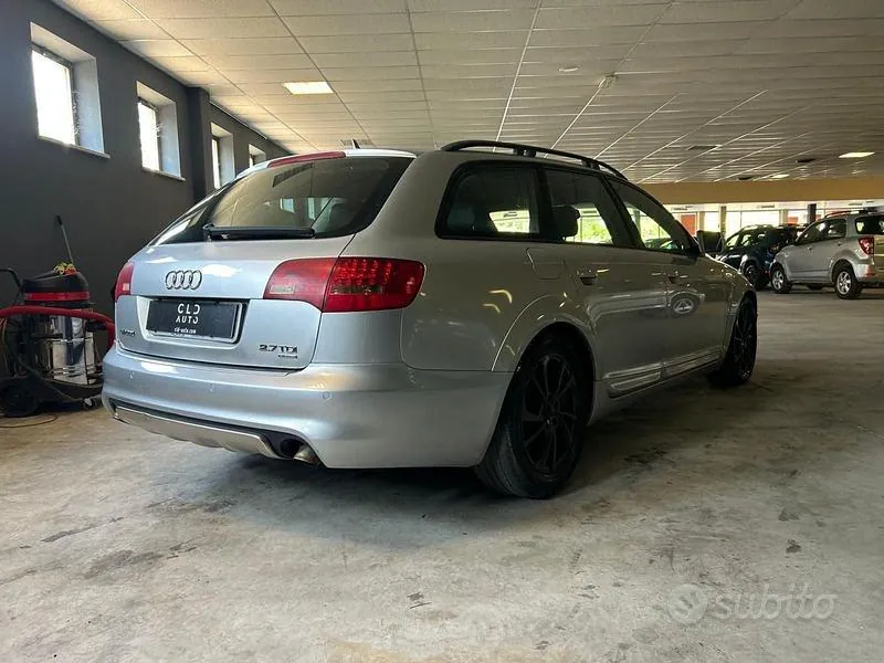 Audi A6 Allroad 2012 photo 4