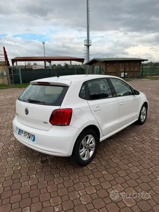 Volkswagen Polo 2013 photo 3