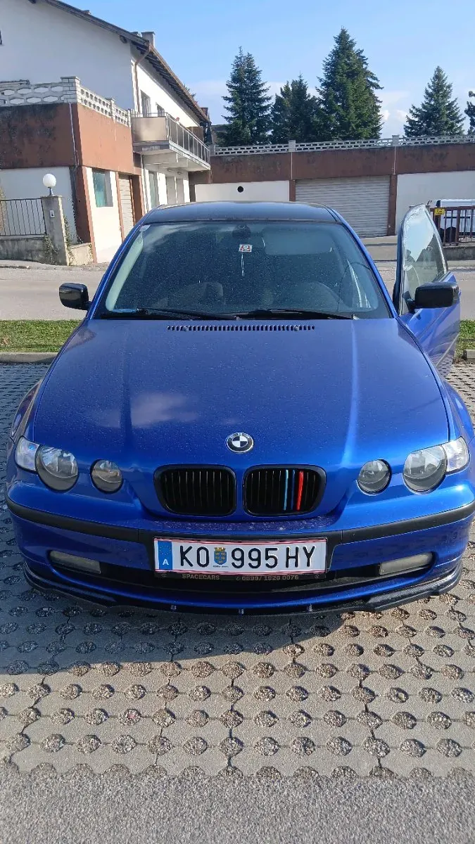 BMW 3 Series 2004 photo 3