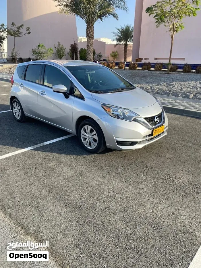 Nissan Versa