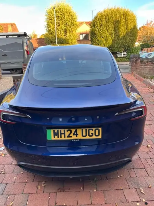 Tesla Model 3 2024 photo 5
