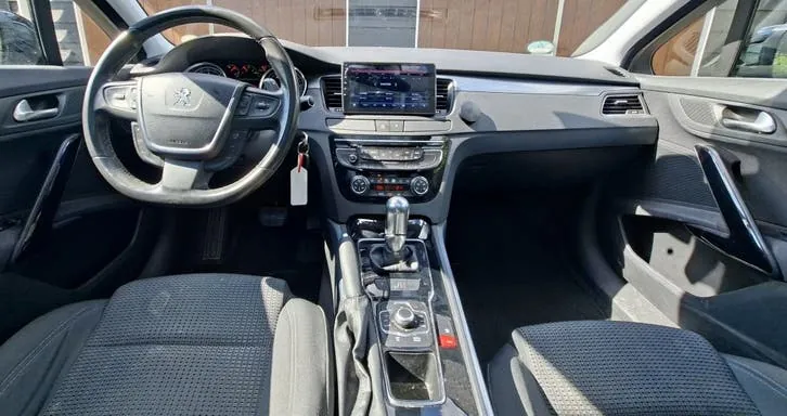 Peugeot 508 2012 photo 3