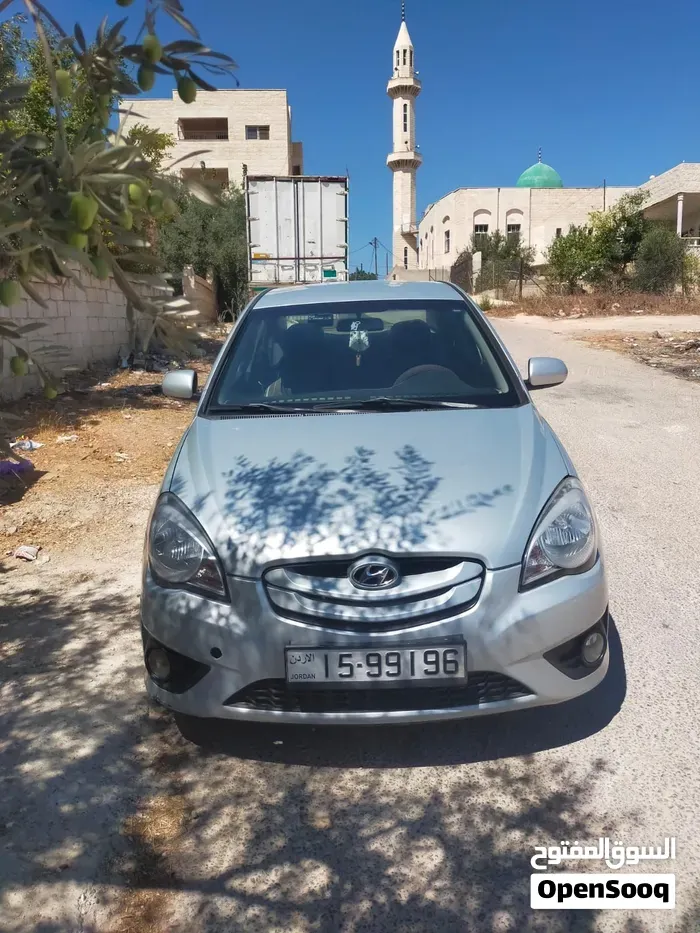 Hyundai Verna 2011 photo 5