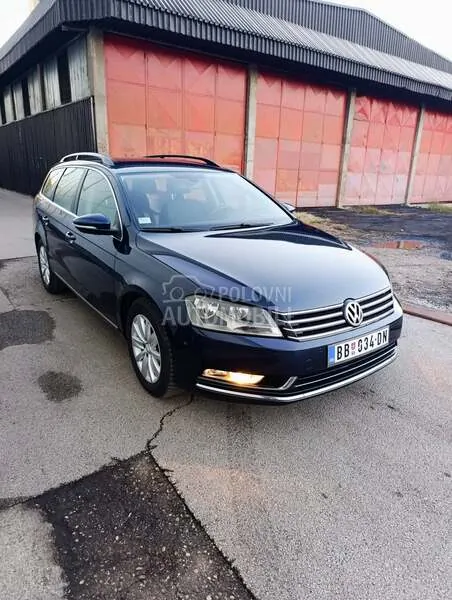 Volkswagen Passat 2011 photo 5