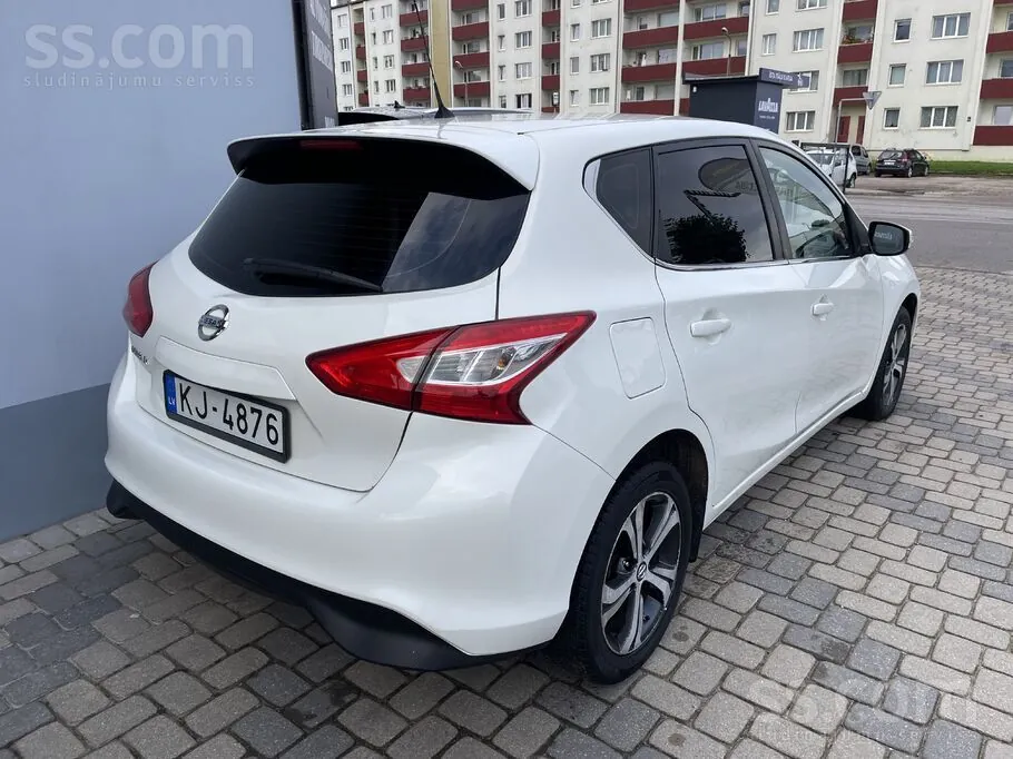 Nissan Pulsar 2016 photo 3
