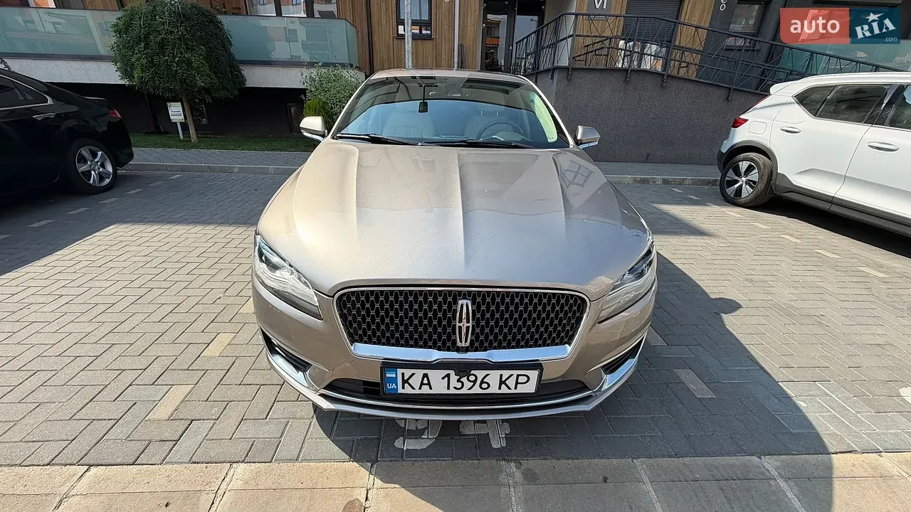 Lincoln Mkz