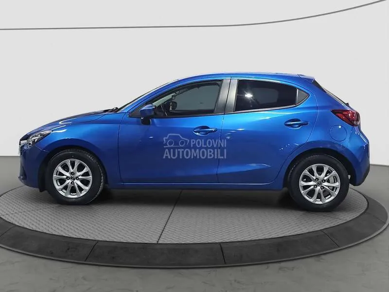 Mazda 2 2014 photo 2