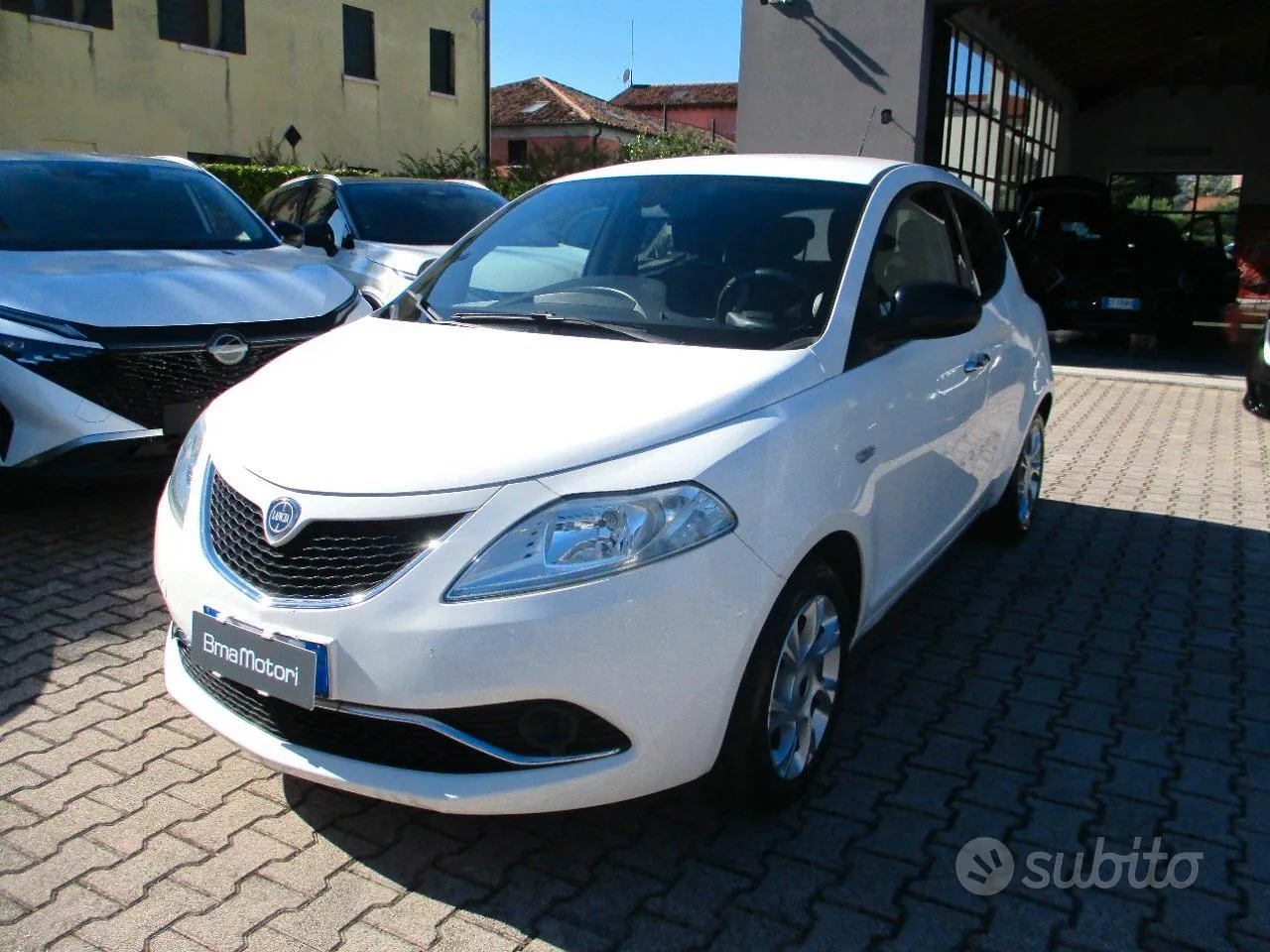 Lancia Ypsilon