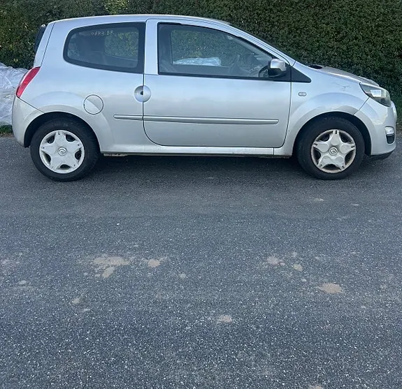 Renault Twingo 2012 photo 2