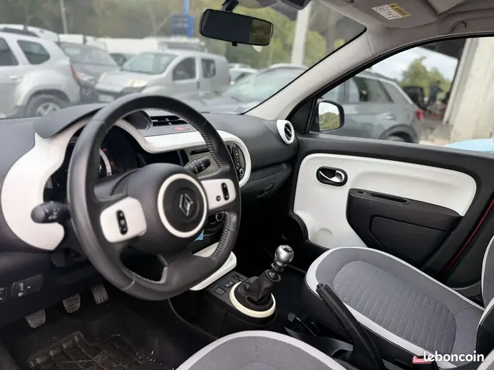 Renault Twingo 2017 photo 3
