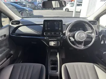 Toyota Aqua 2022 photo 3