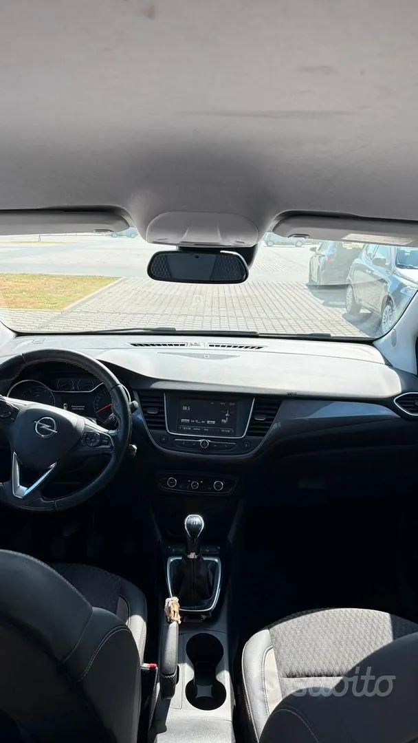 Opel Crossland X 2020 photo 2