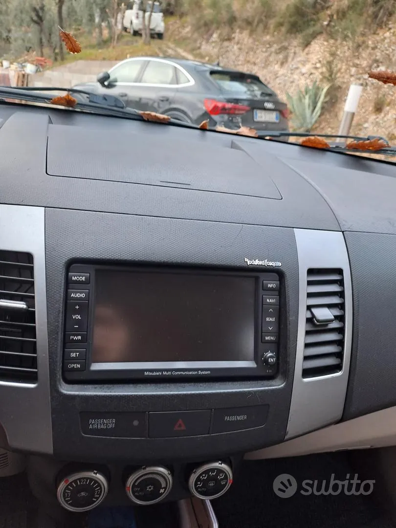Mitsubishi Outlander 2009 photo 5