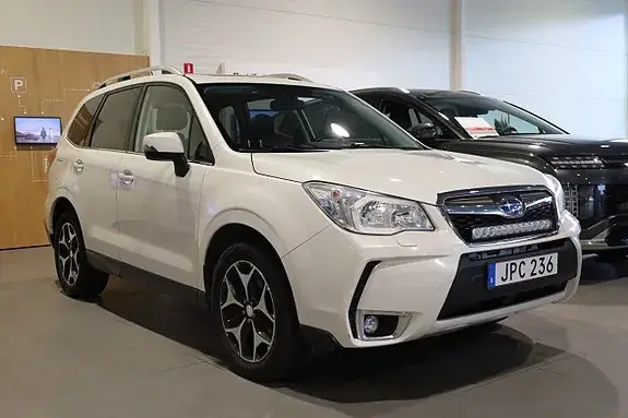 Subaru Forester 2014 photo 4