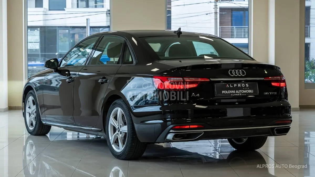 Audi A4 2022 photo 5