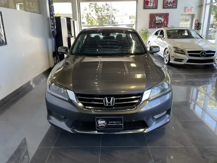 Honda Accord 2013 photo 2