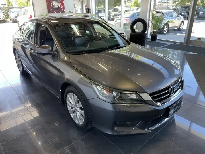 Honda Accord 2013 photo 3