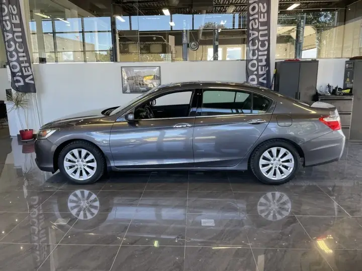 Honda Accord 2013 photo 4