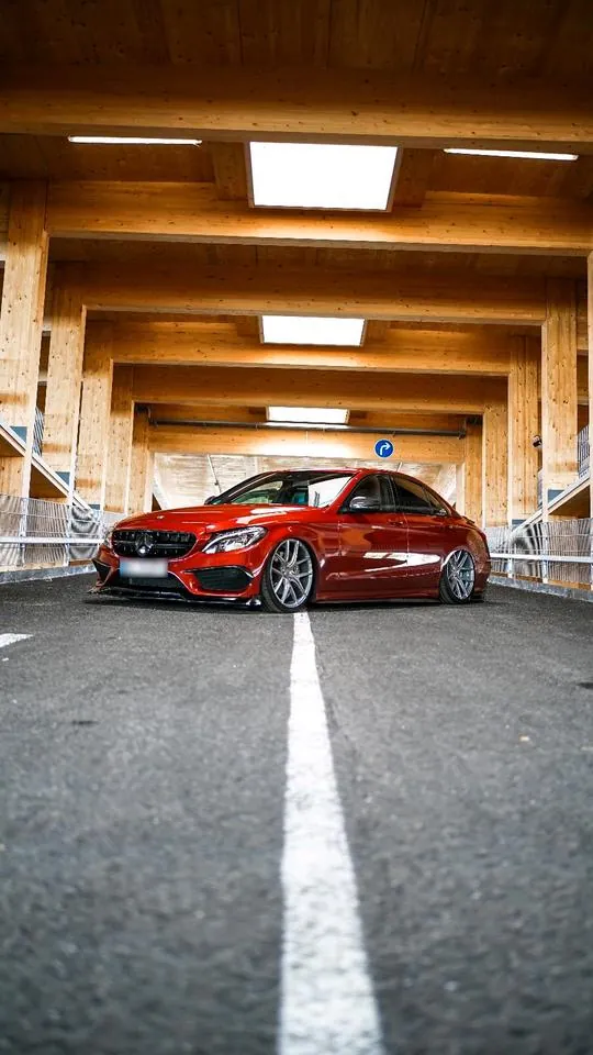Mercedes-Benz W205