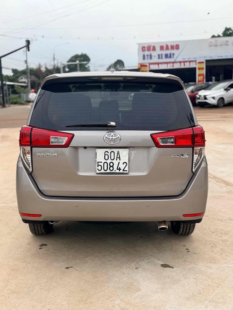 Toyota Innova 2017 photo 4