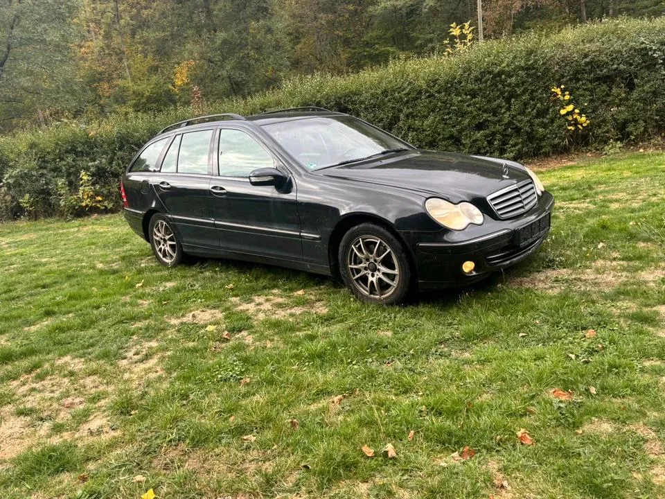 Mercedes-Benz C 180