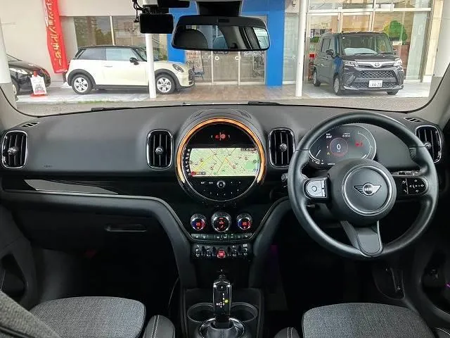 Mini Crossover 2021 photo 2