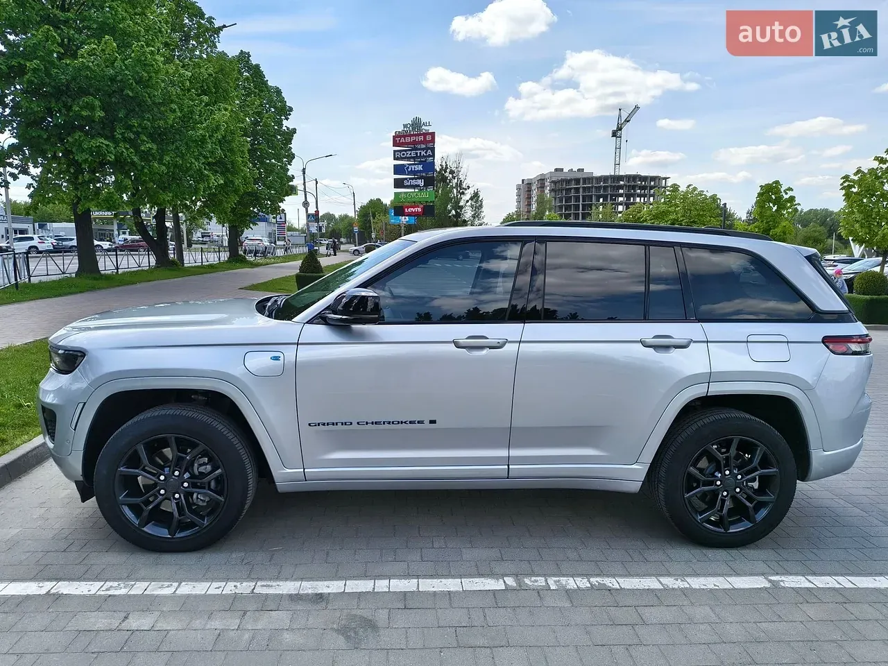 Jeep Grand Cherokee 2023 photo 5