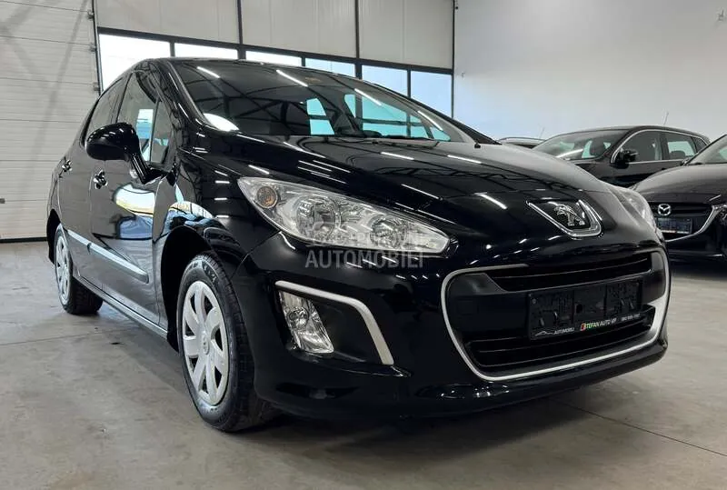 Peugeot 308 2012 photo 4