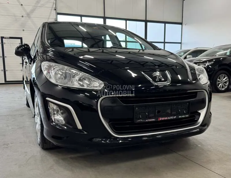 Peugeot 308 2012 photo 3