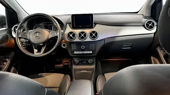 Mercedes-Benz B 180 2017 photo 4