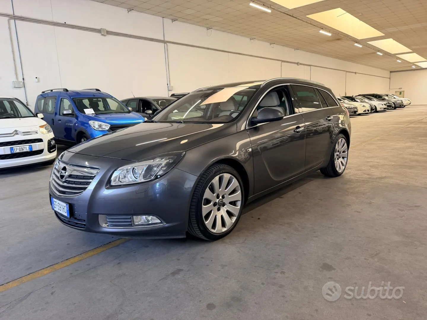 Opel Insignia 2010 photo 2