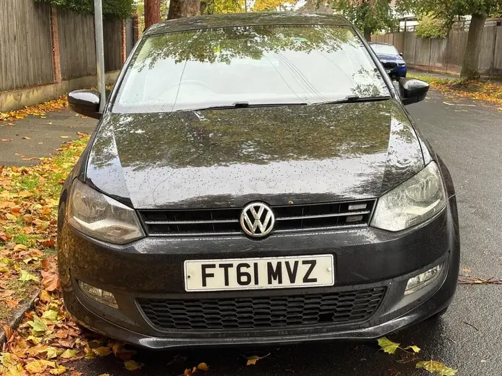 Volkswagen Polo 2012 photo 3