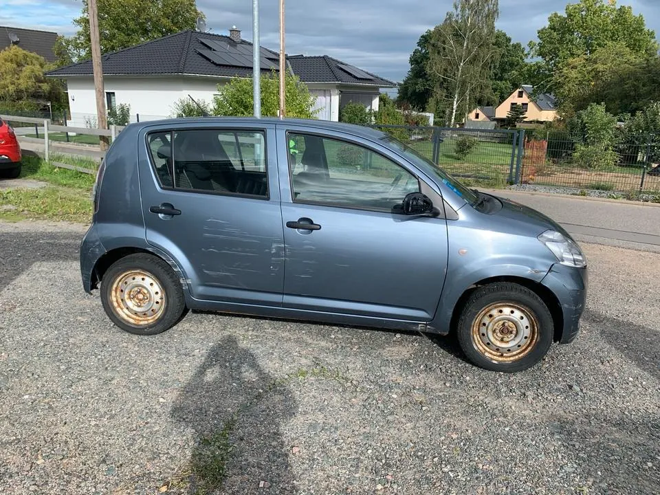 Daihatsu Sirion