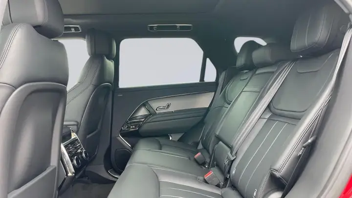 Land Rover Range Rover Sport 2024 photo 4