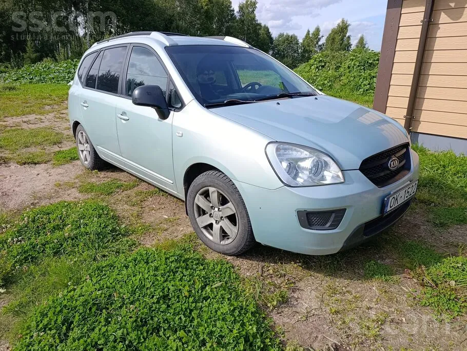 Kia Carens